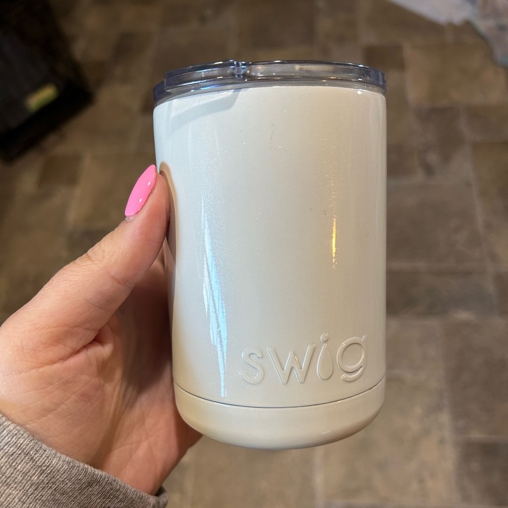 Swig Beer/ Soda can Holder